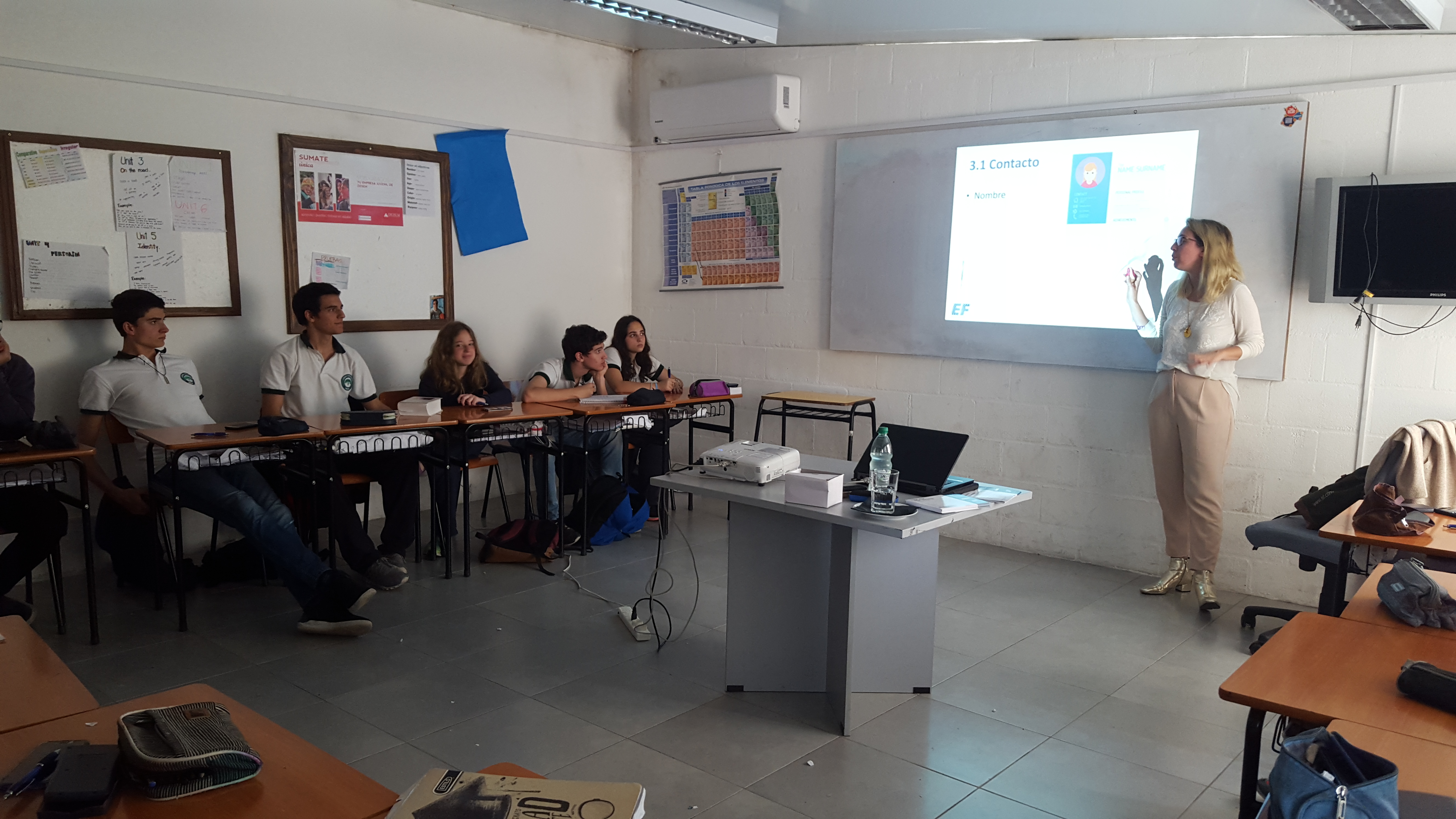 EF Uruguay – Idiomas en el Extranjero Charla de CV