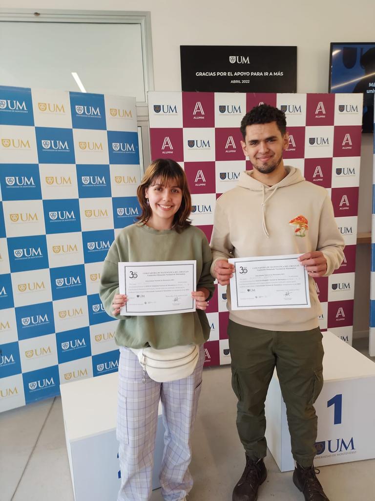 ¡Felicitaciones Nicolás, Maiti y Valentín!